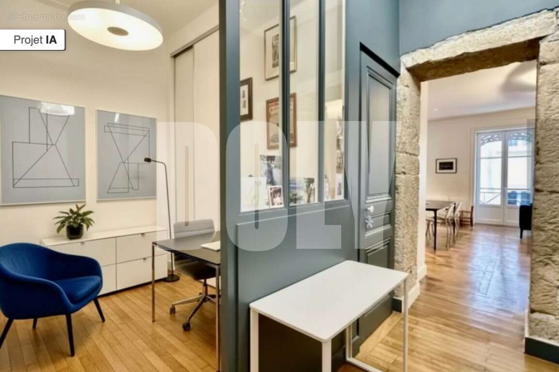 Appartement à PARIS-7E