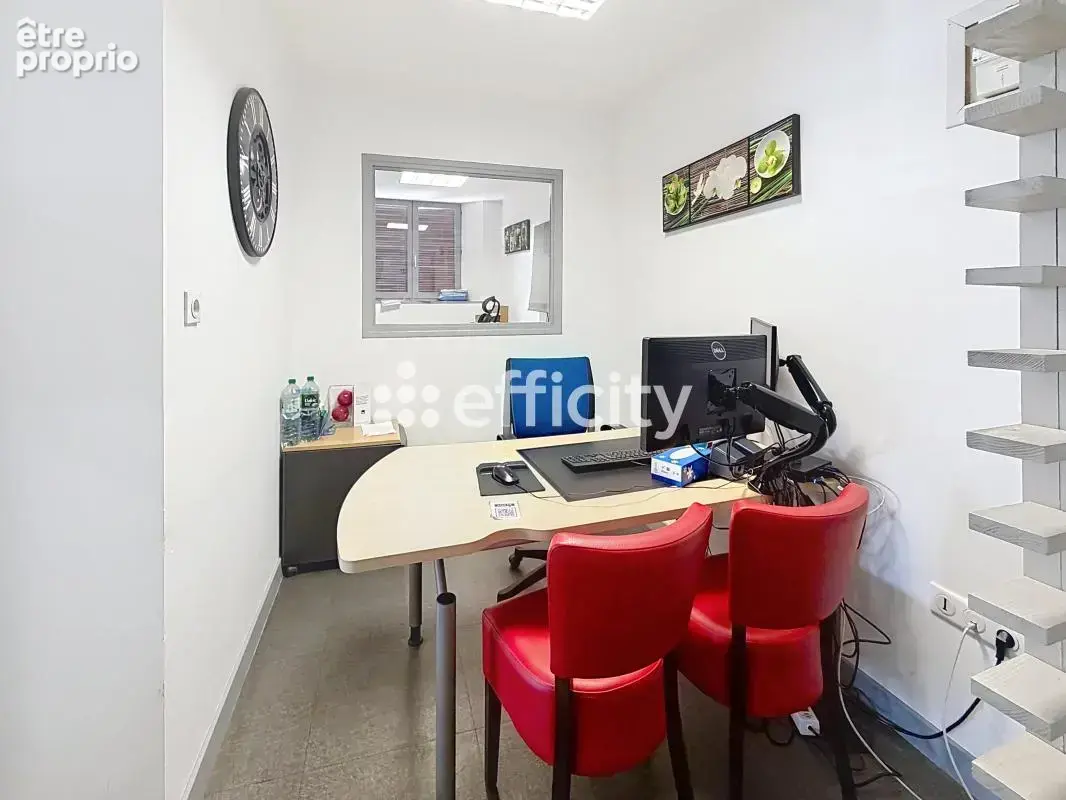 Locaux/Biens immobiliers - photo 7