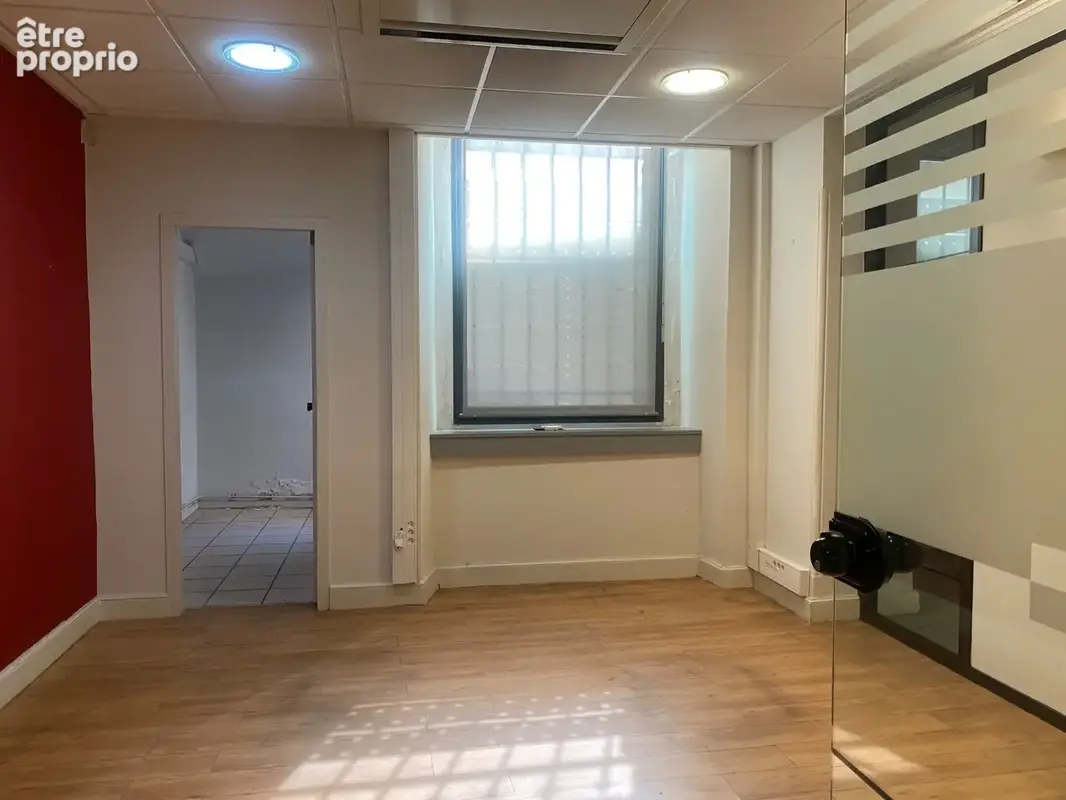 à vendre Local/bureaux 282 m² – Centre-ville d’Alès - photo 7