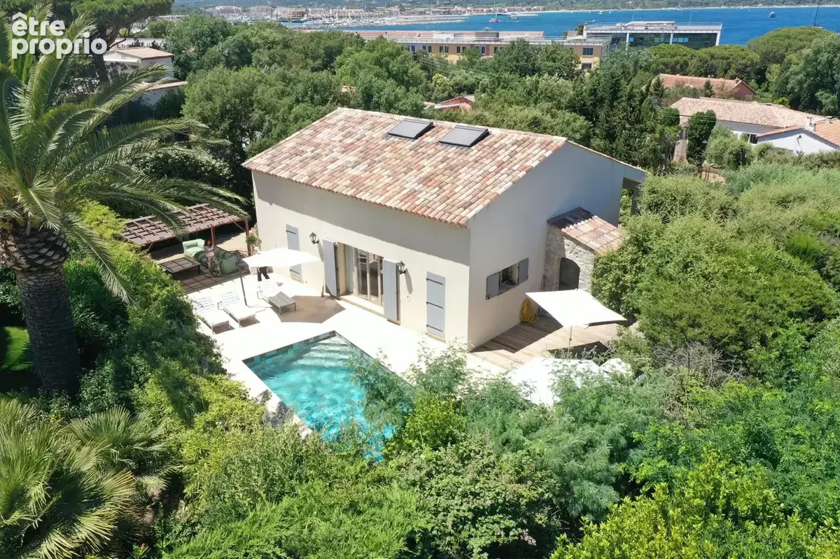 Maison à GASSIN