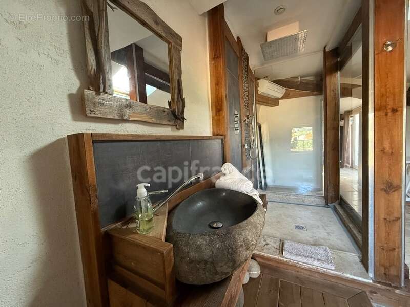 Appartement à PUYVERT