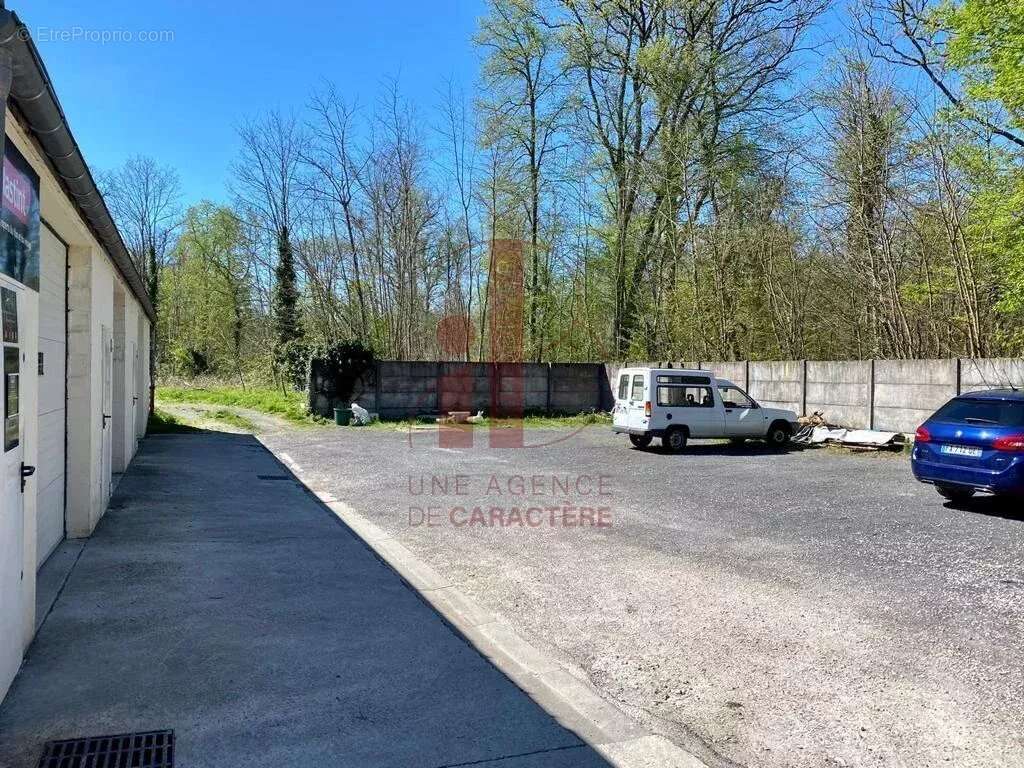 Commerce à BOURRON-MARLOTTE