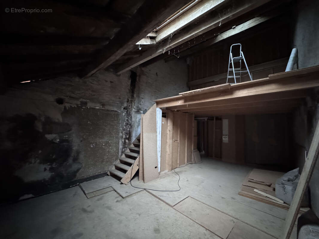 Appartement à LUXEUIL-LES-BAINS