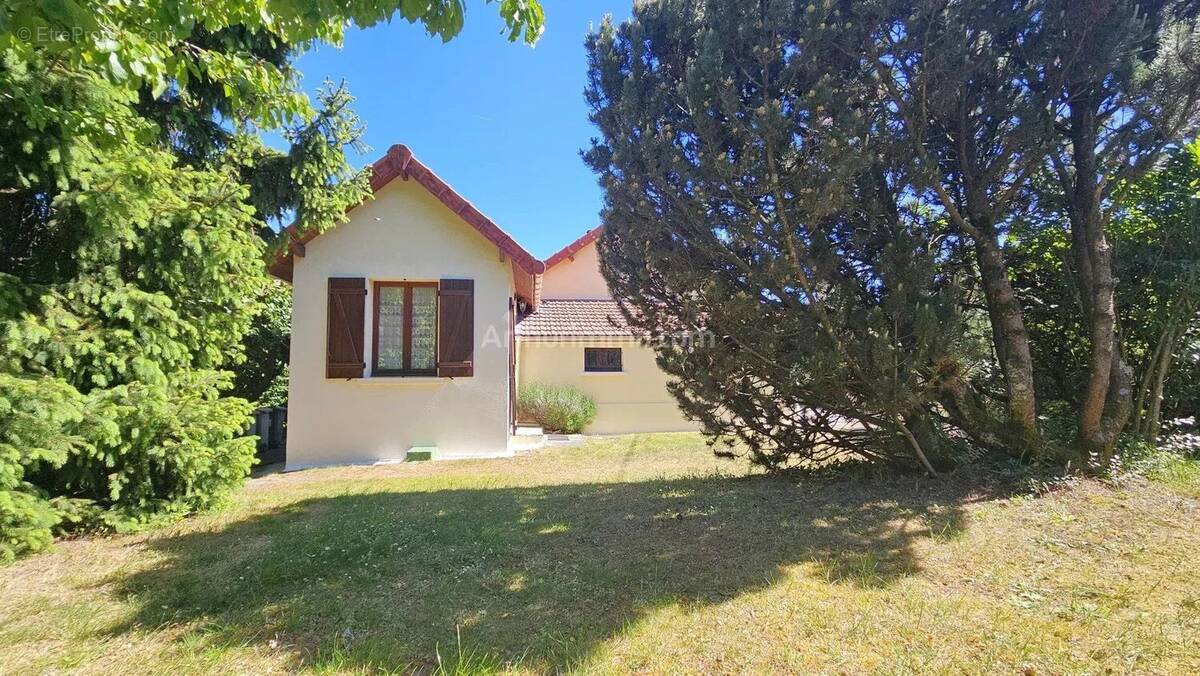 Maison à MONTLHERY