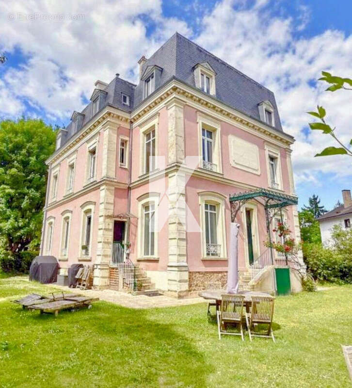 Appartement à SAINT-GRATIEN