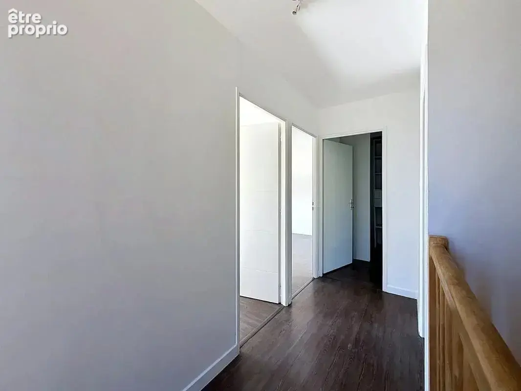 Maison  contemporaine avec terrasse et jardin aux portes de Lyon - photo 10