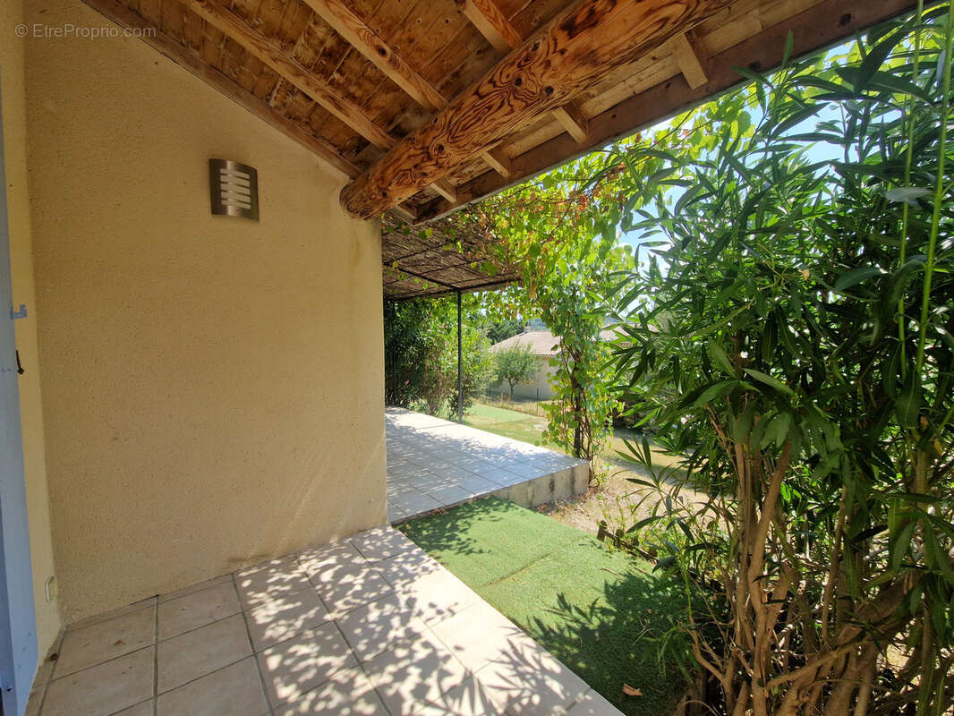 Villa idéalement située - photo 7