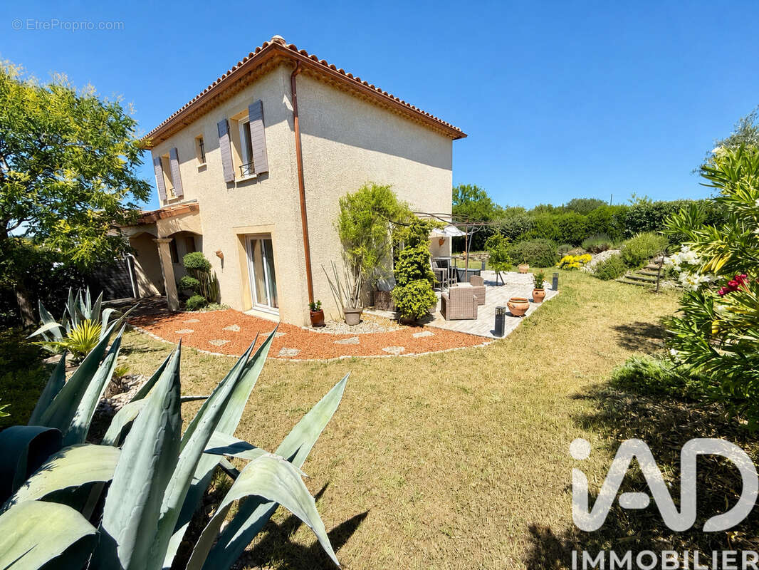 Photo 2 - Maison à MONTELIMAR