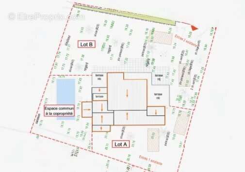 Appartement à ROQUEBRUNE-SUR-ARGENS