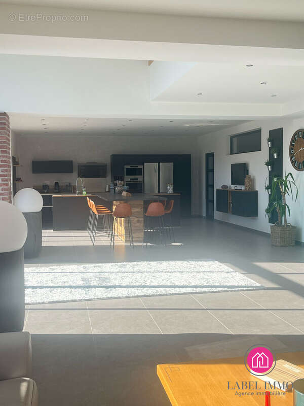Maison 230 m² à Banteux  - photo 5