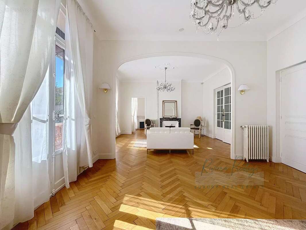 Maison à CANNES