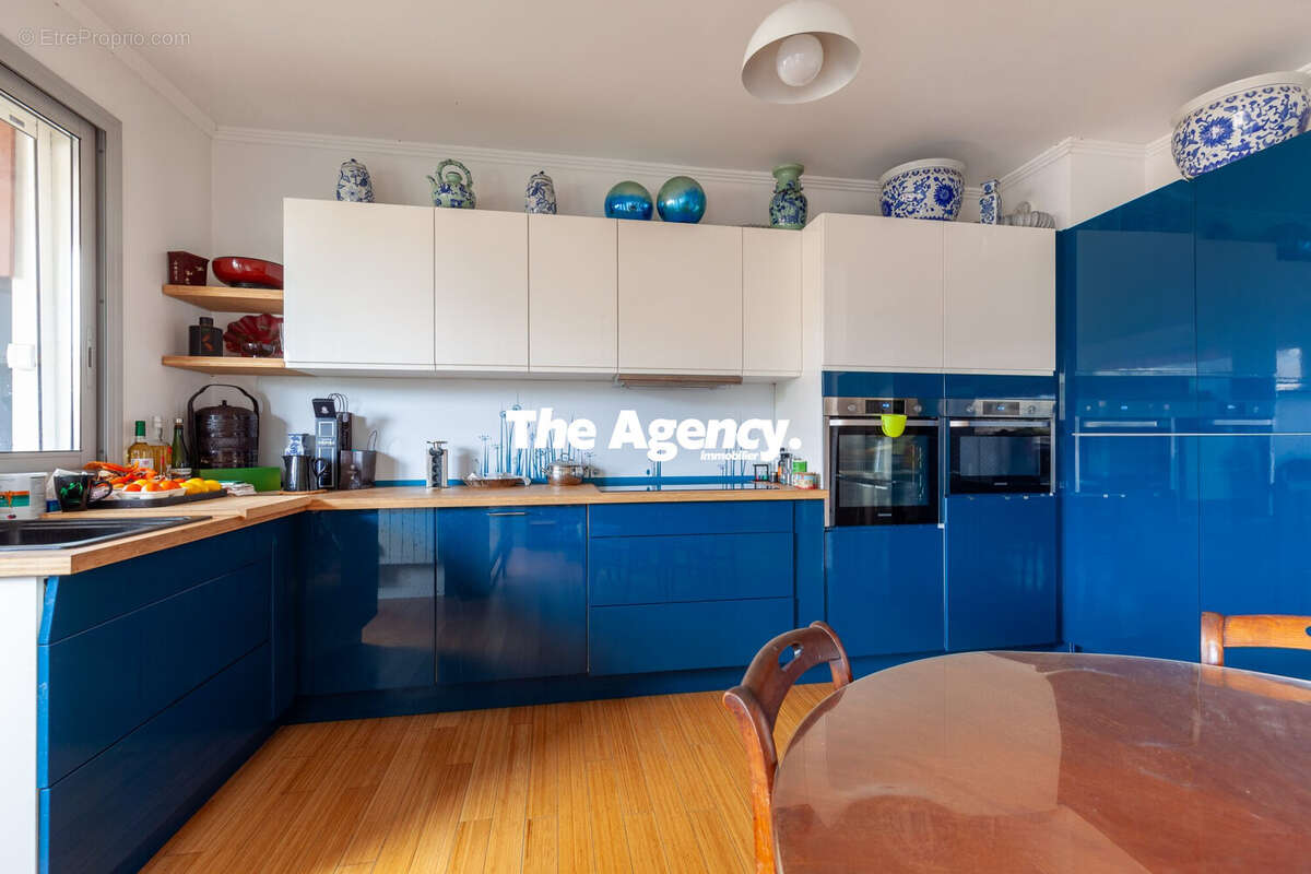 Appartement à MARSEILLE-8E