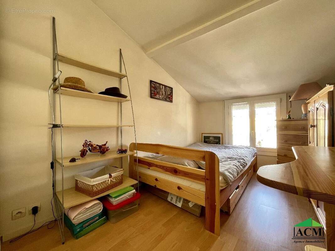Appartement à MERY-SUR-OISE