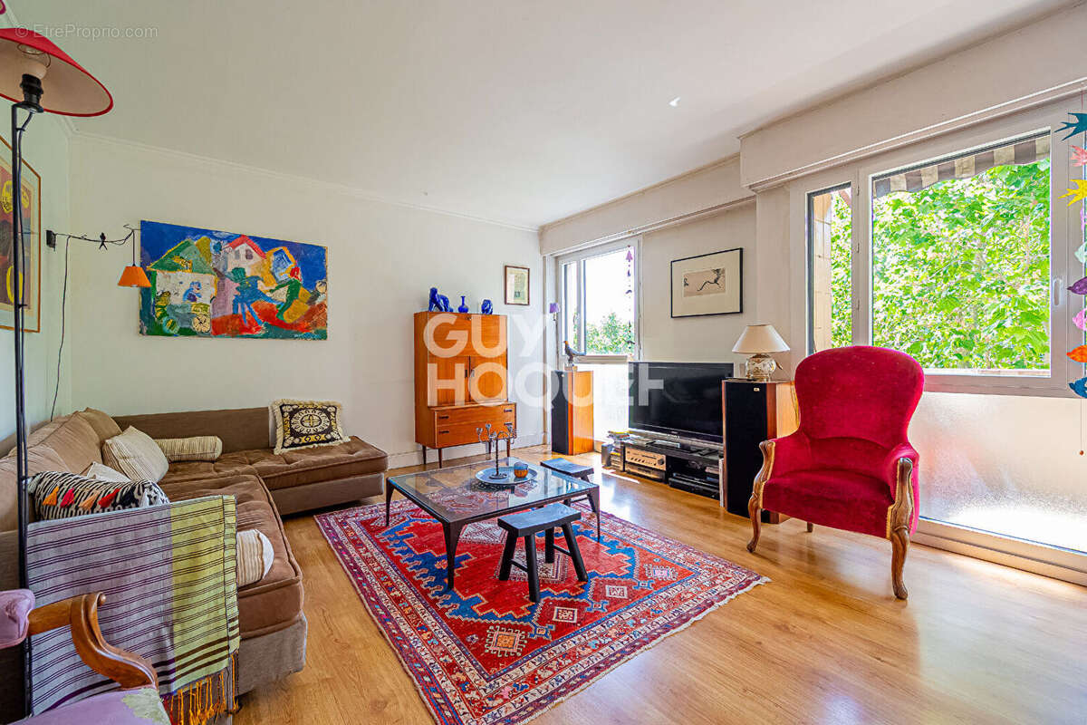 Appartement à PARIS-12E