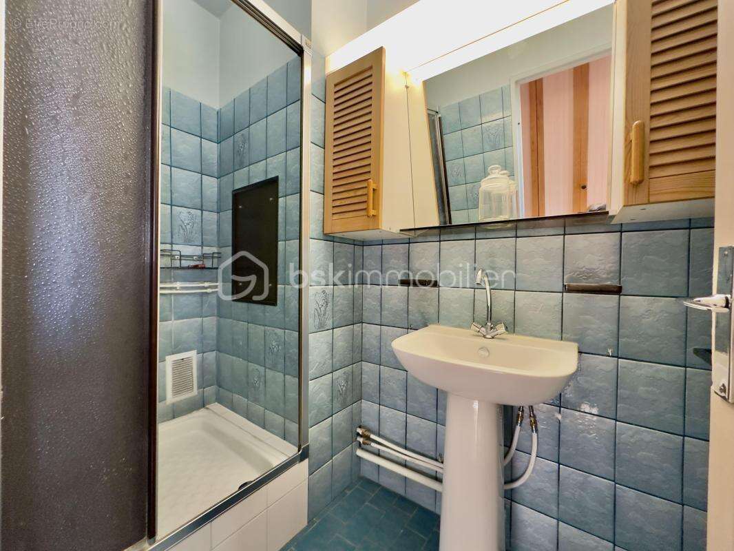 Appartement à STAINS