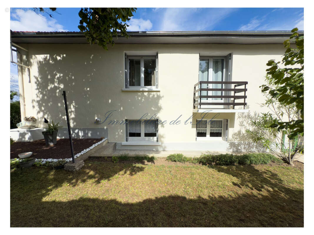 Maison à COULOUNIEIX-CHAMIERS