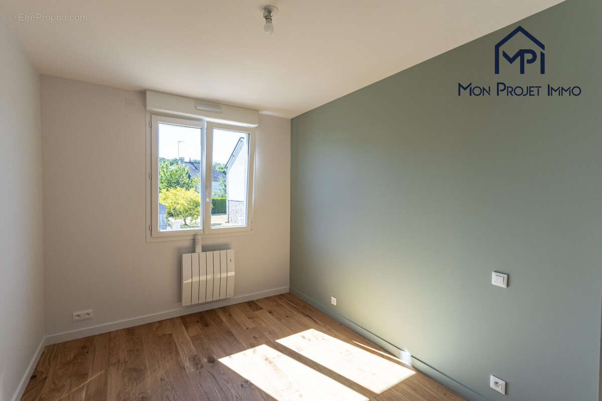 Maison 83 m² à Laval  - photo 7
