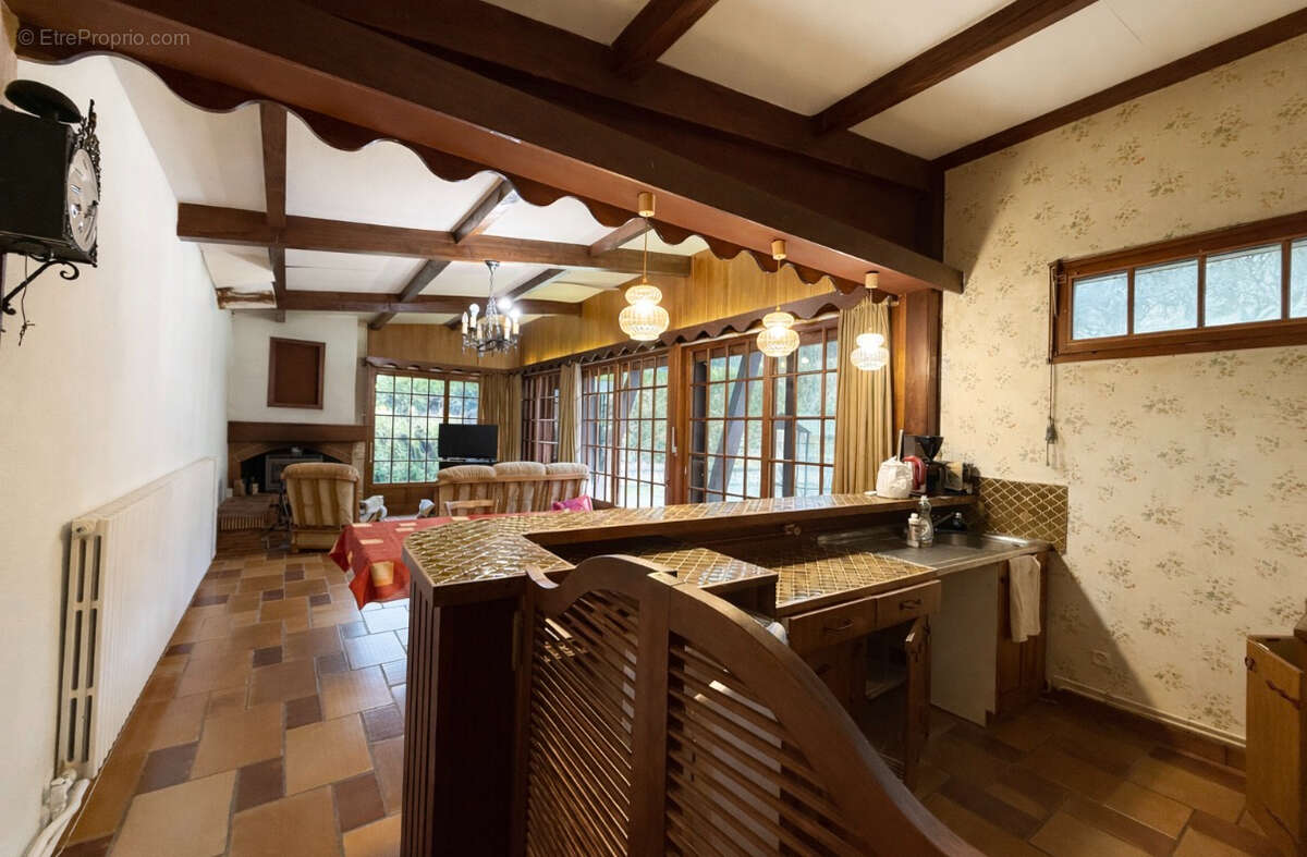 Maison à LONS-LE-SAUNIER