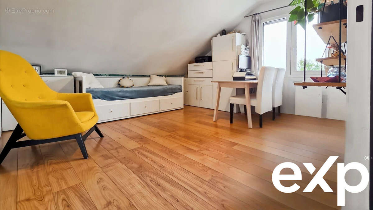 Appartement à VETRAZ-MONTHOUX