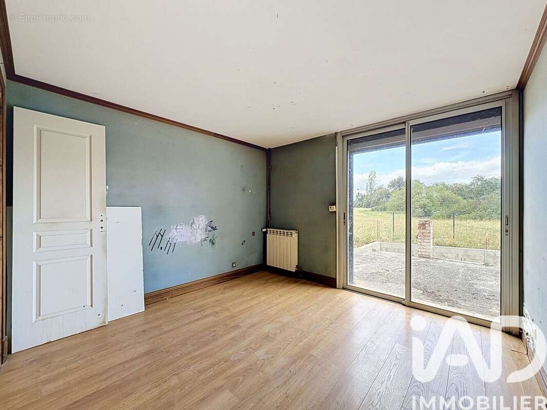 Maison 154 m² à Cazeres  - photo 6