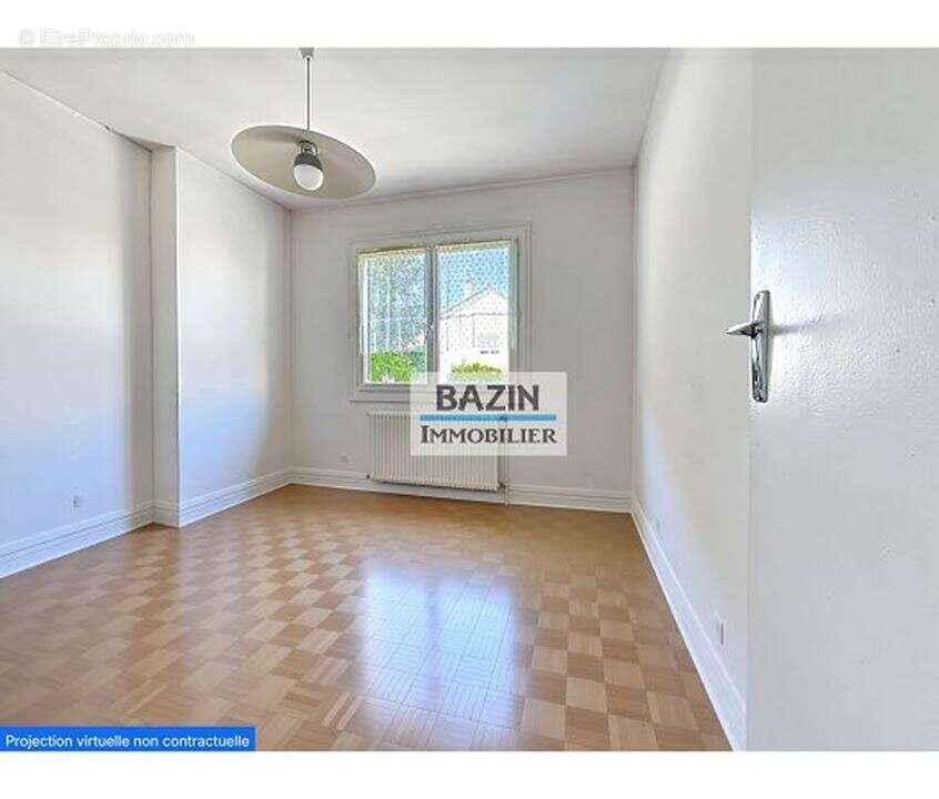 Maison à VILLIERS-SUR-ORGE