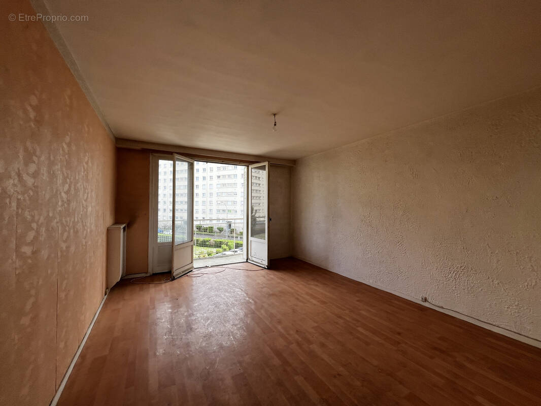 Appartement à SAINT-ANDRE-LES-VERGERS