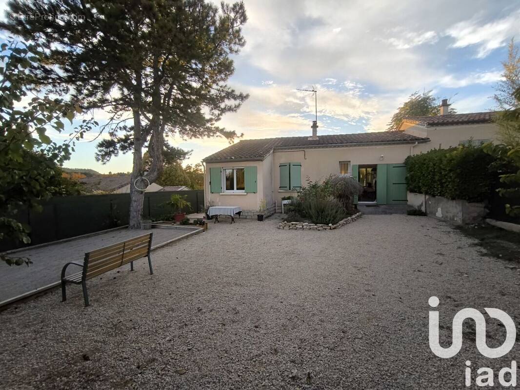 Photo 1 - Maison à SIGONCE