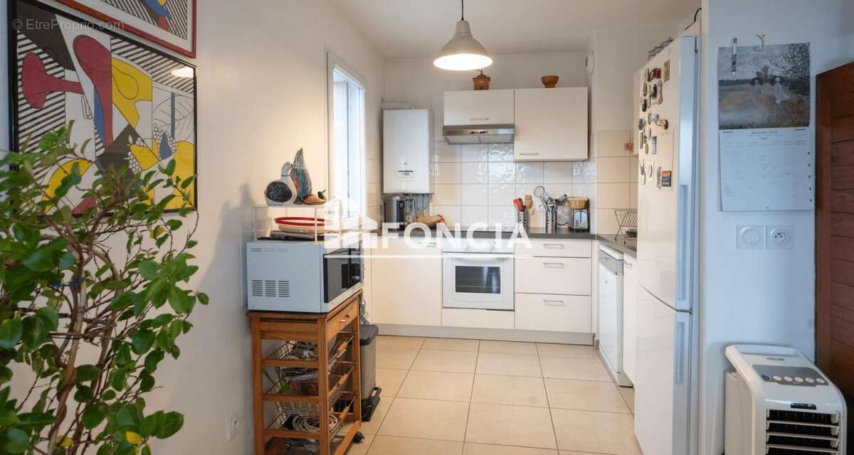 Appartement à TOURNON-SUR-RHONE