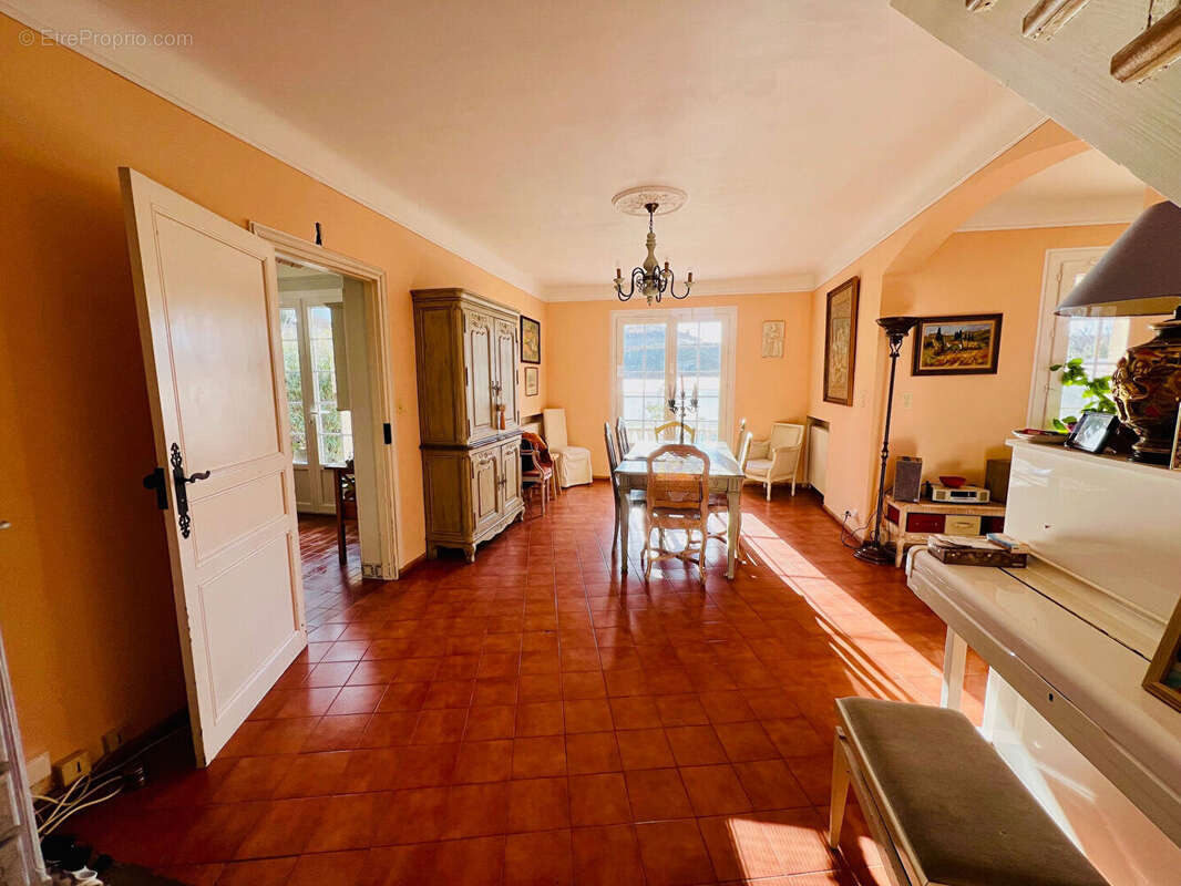 Maison ISTRES T4 de 200m² avec dépendance - photo 18