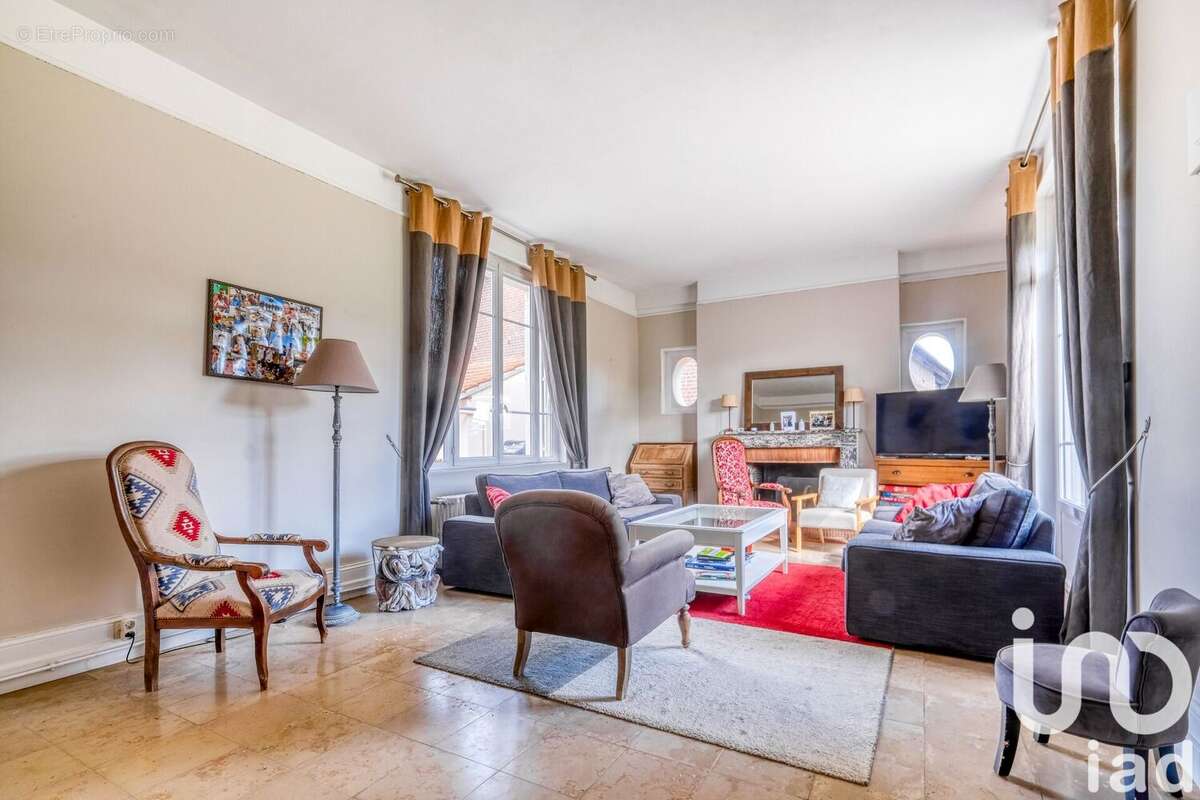 Photo 8 - Maison à ROUVRES