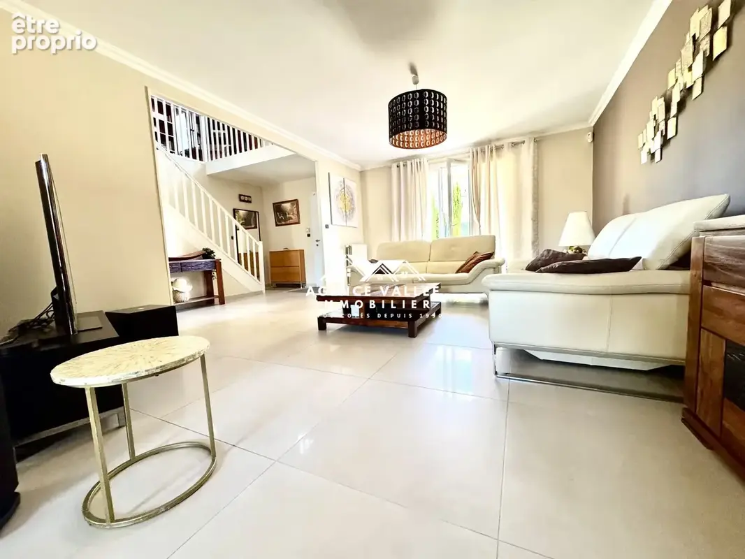 Maison 7 pièces 167 m² à vendre à Saint-Germain-Les-Corbeil (91250) - photo 4