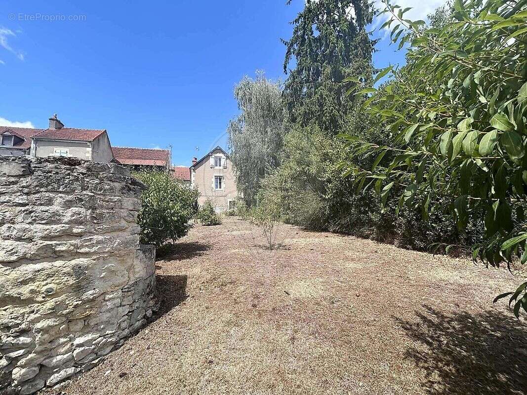 Maison à IMPHY