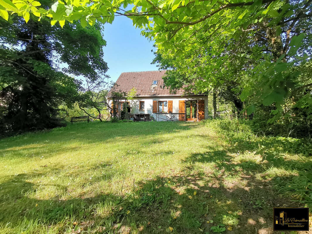 Maison à SAINTE-MESME