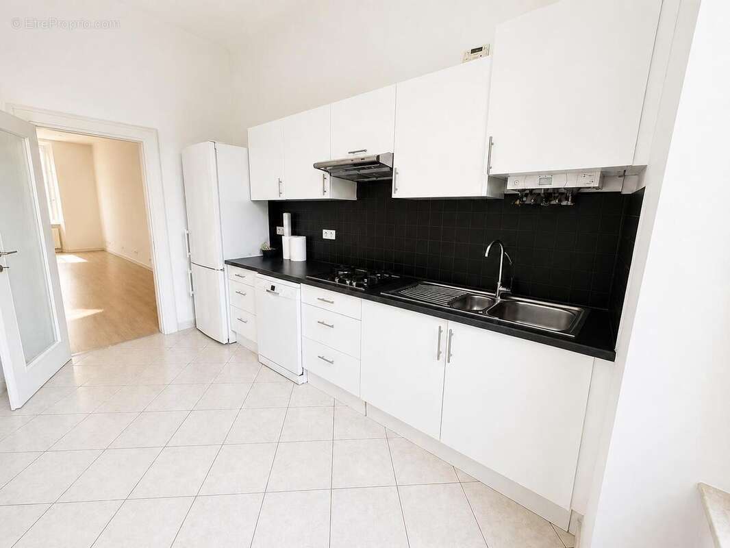   - Appartement à NICE