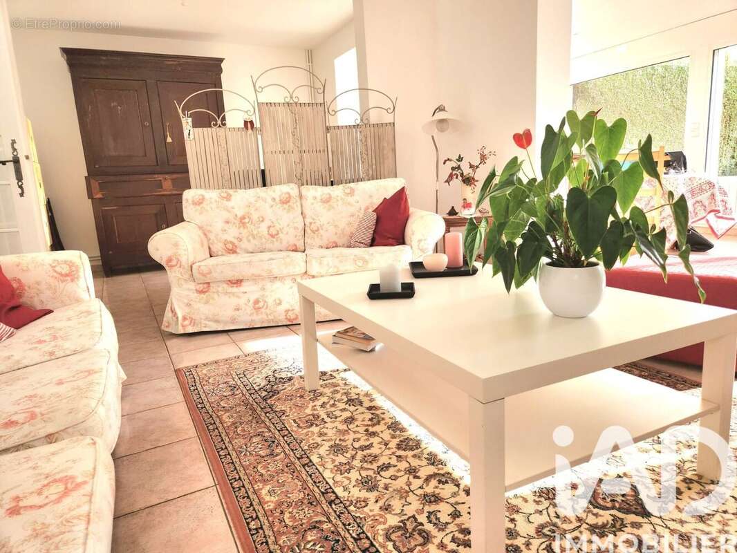 Photo 9 - Maison à MENUCOURT