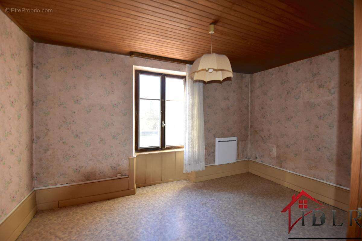 Maison à COURCELLES-LES-MONTBELIARD