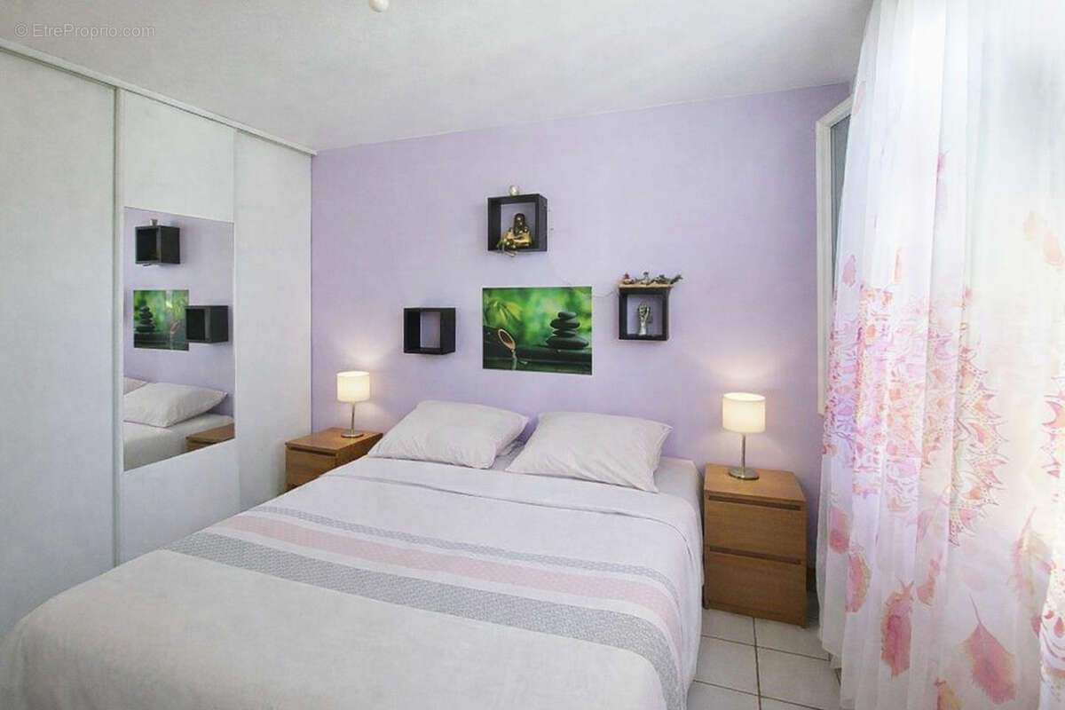 Maison à GALLARGUES-LE-MONTUEUX