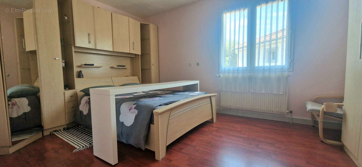 Maison à CHAVANOZ