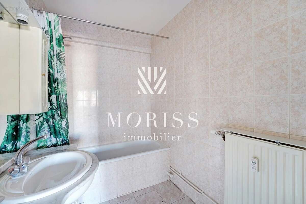 Appartement à PARIS-11E