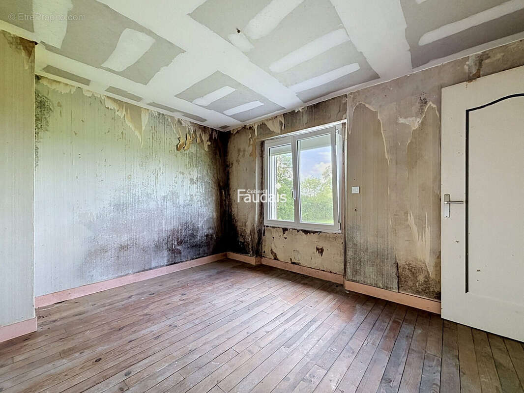 Maison 103 m² à La Meauffe  - photo 8
