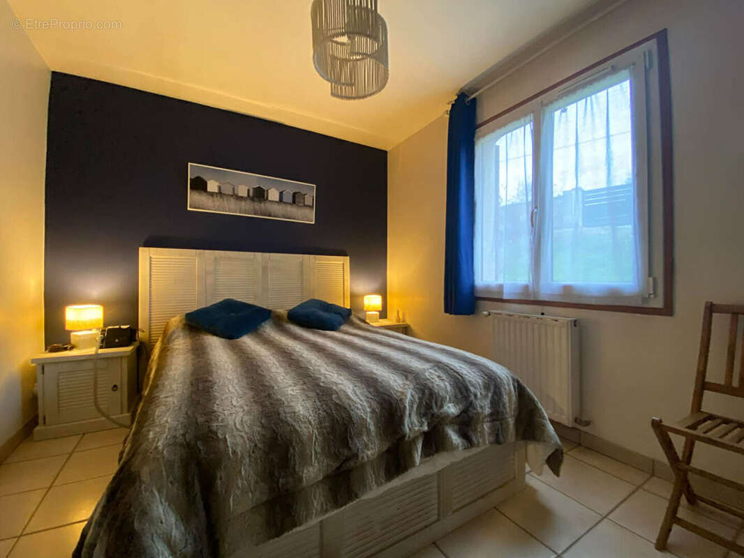 Maison à NEUILLY-SAINT-FRONT