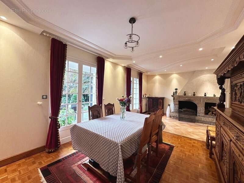 Maison à LES FORGES