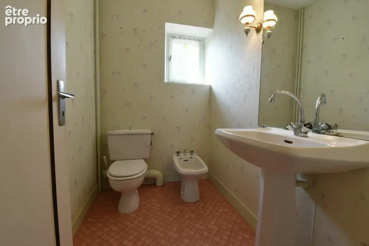 Maison en pierre avec terrain et dépendances – Saint-Fraimbault - photo 15