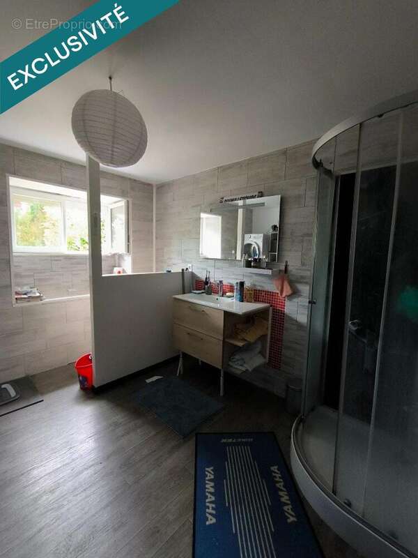 Maison 64 m² à Pont-Melvez  - photo 4