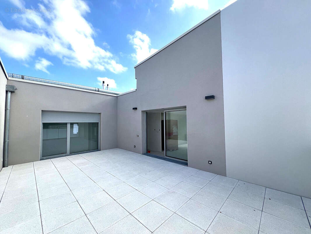 Appartement à AUZEVILLE-TOLOSANE