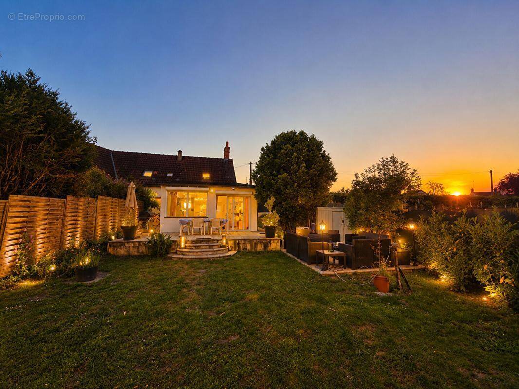 Maison à CHATRES-SUR-CHER