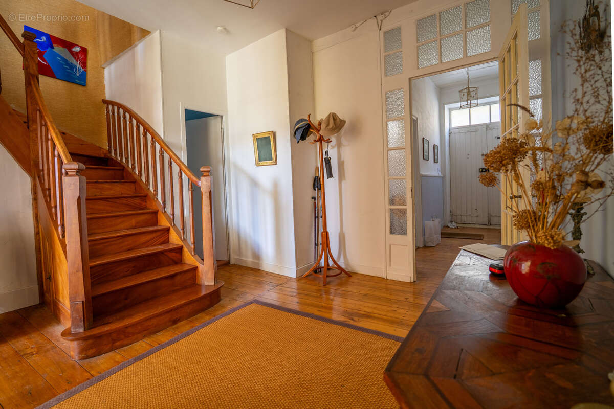 Maison à BAGAT-EN-QUERCY