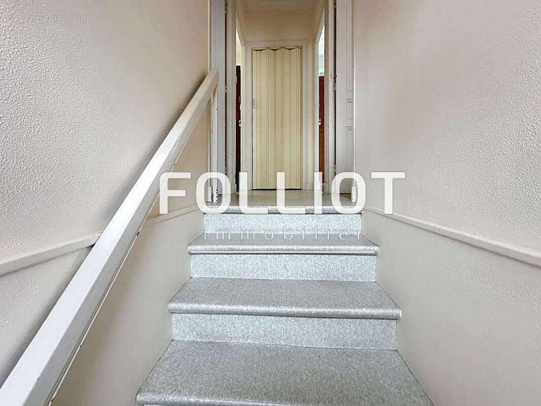 Maison à SAINT-PAIR-SUR-MER