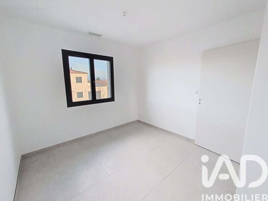 Photo 7 - Maison à SORGUES