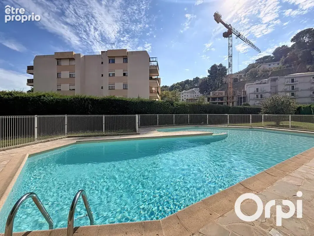 Appartement 4 p dernier étage traversant - terrasse - piscine - stationnement privatif - cave - photo 16